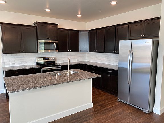 3rd image of 13708 107th Avenue Ct E