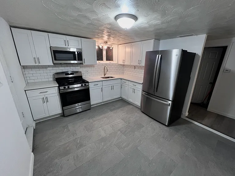 22 Jewett St #1 — Photo 2