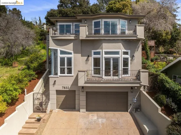 7832 Hillmont Dr, Oakland, CA 94605