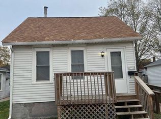 1711 Washington Ln, Davenport, IA