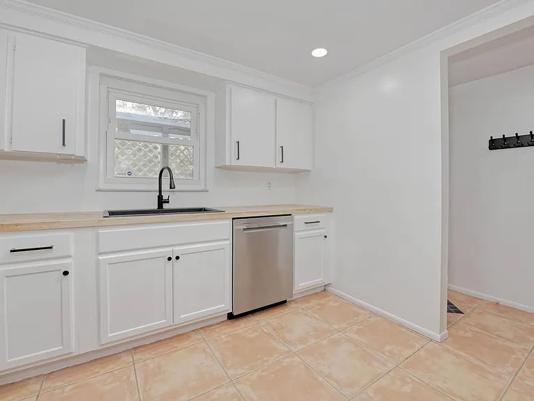 3217 Restful Ln — Photo 14