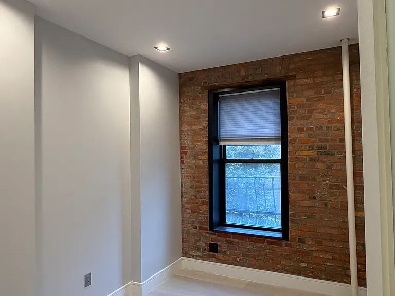 200 Stanton St #3 — Photo 7