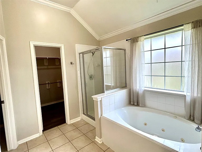 2606 Sun Flare Ln — Photo 10