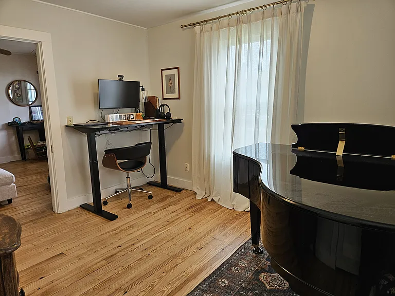 25 Shepard St #B — Photo 4