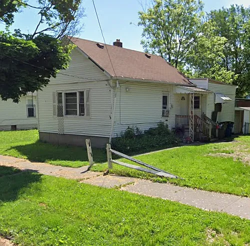 1216 Noble St