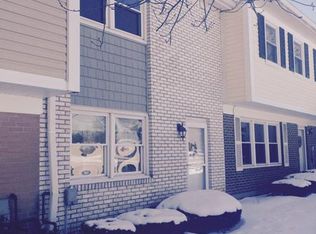 2085 Carlile Dr, Uniontown, OH 44685