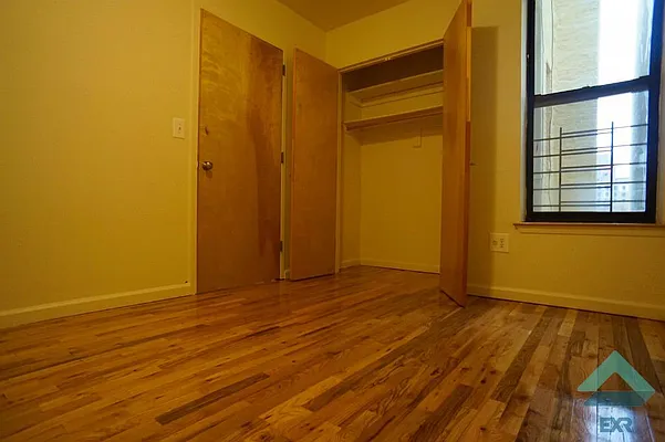 Rented by EXR | media 8