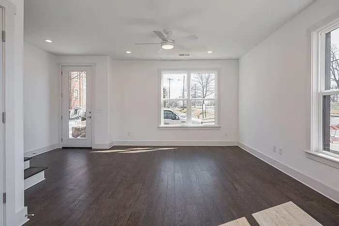 900 Meridian St #1 — Photo 6