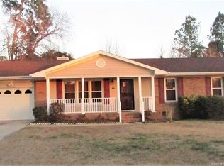 6647 Suga Cir, Fayetteville, NC 28314