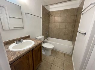 625 Louisiana Blvd SE APT D, Albuquerque, NM 87108