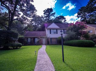 17519 Pinewood Forest Dr, Spring, TX 77379
