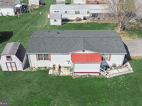 2nd image of 58 Hazel Ln