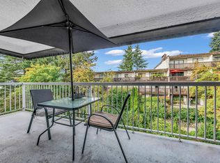 371 Ellesmere Ave #302, Burnaby, BC