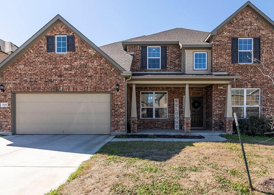 1st image of 818 Old World Dr