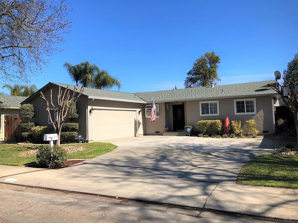 2nd image of 1012 Newkirk Way