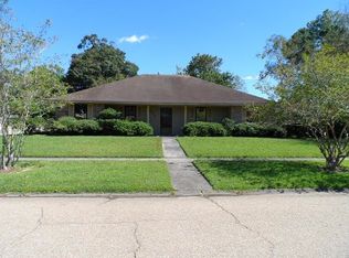 4432 Salem Dr, Baton Rouge, LA 70814