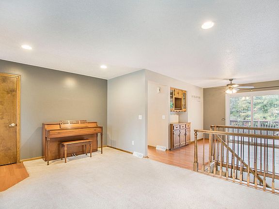 4th image of 8021 48th Ave