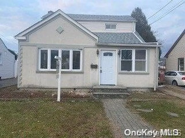 183 Booth Street, Hempstead, NY 11550