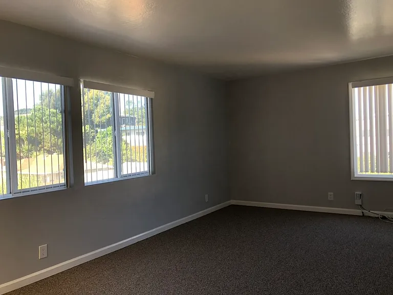 251 San Marco Ave #4 — Photo 3