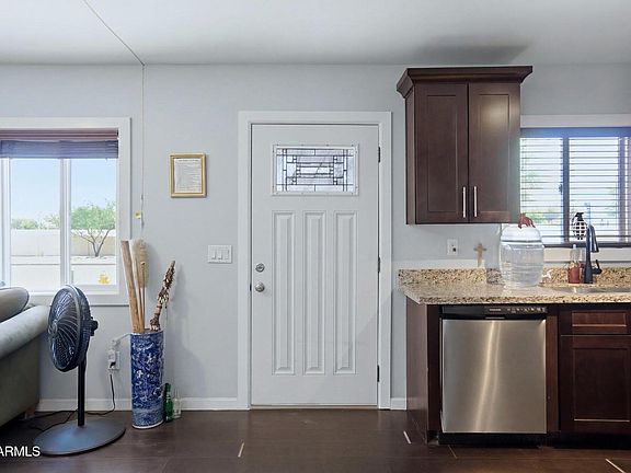 3rd image of 2732 E ROESER Road