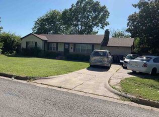 1102 Shipley St, Springdale, AR 72764