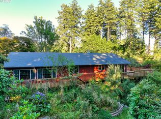 678 Richard St, Brookings, OR 97415