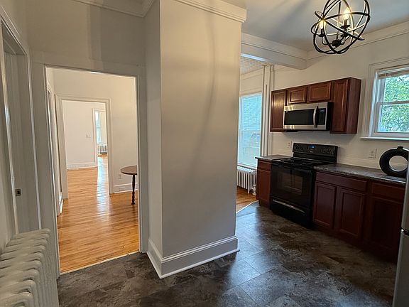 Front Entry into Kitchen