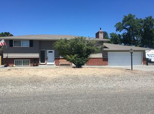 1818 W 16th Ave, Kennewick, WA