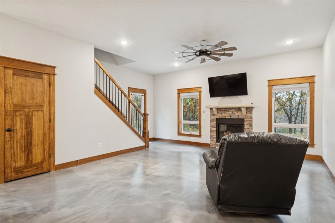 next background image