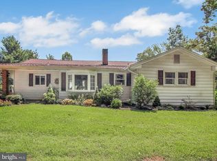 136 Pickett Rd, Dover, PA 17315