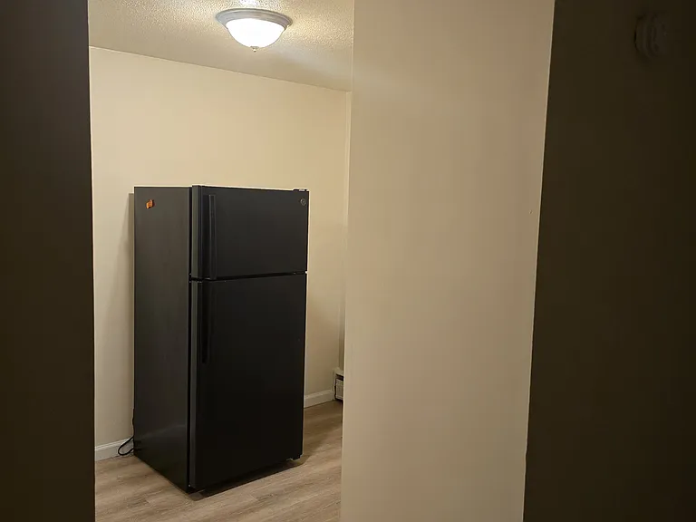2000 Griffith St #11 — Photo 9