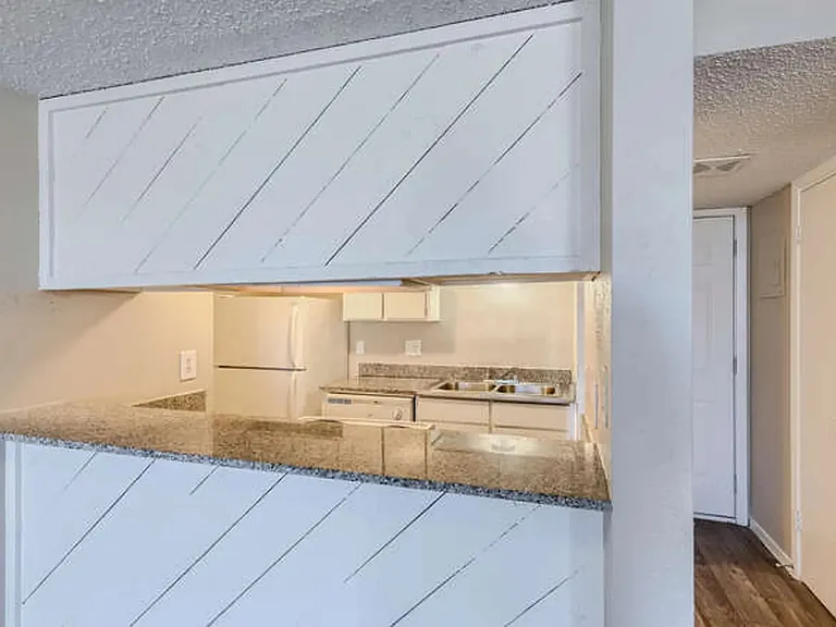Hillside Place — Photo 10