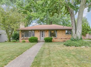 2905 Lake Dr SE, East Grand Rapids, MI 49506