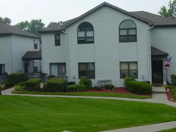 25 Aldo Ct, Monroe, NY 10950