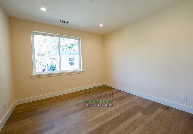 10 E Crescent Dr #A — Photo 11