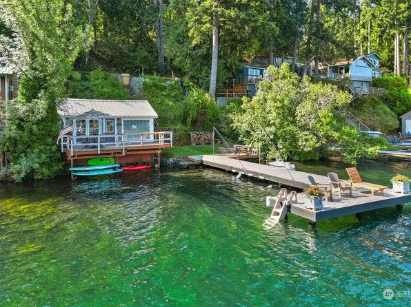 1207 Summit Lake Shore Road NW, Olympia, WA 98502