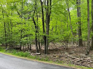 589 Tamarack Ln, Lake Ariel, PA 18436
