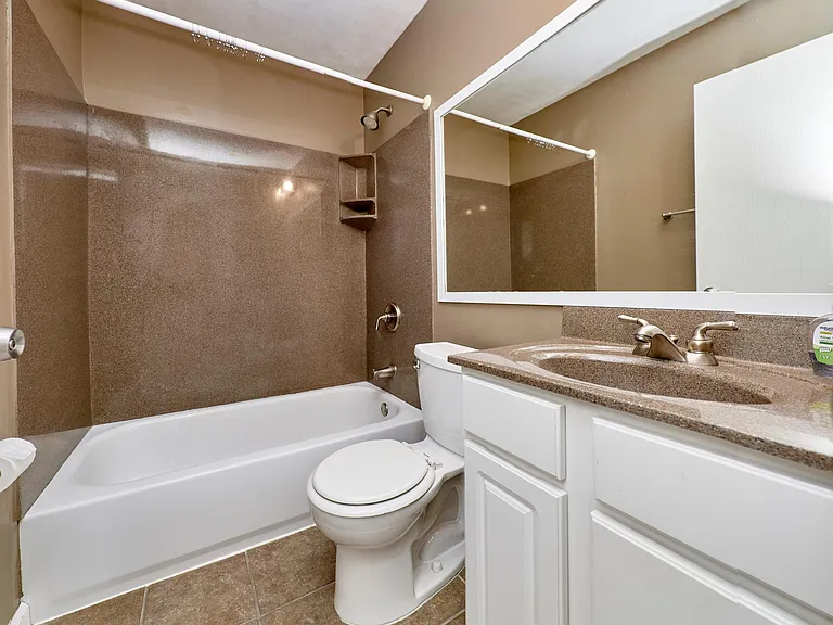 6001 La Chateau Ct — Photo 20