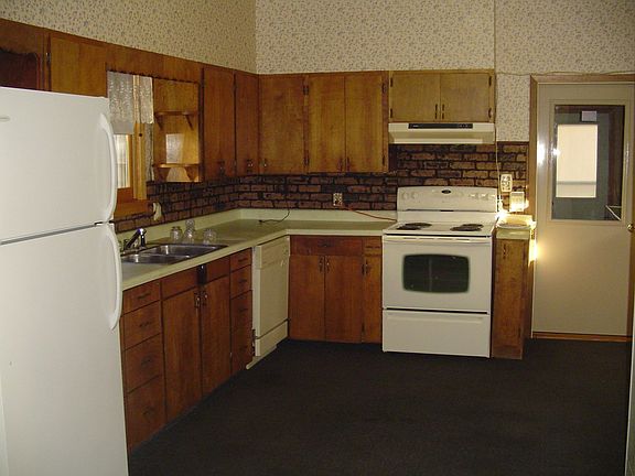 2nd image of 516 Kittson Ave