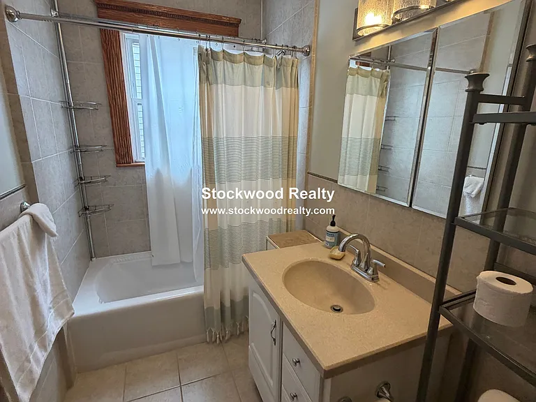 21 Lyon St #3 — Photo 14