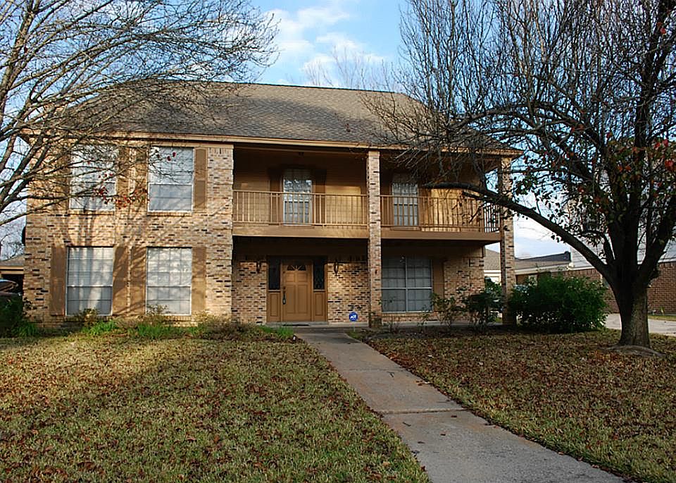 1st image of 19722 Oak Branch Ct