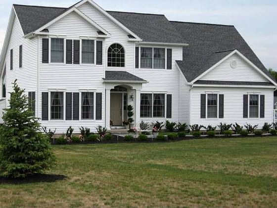 1st image of 44 Crimson Cir