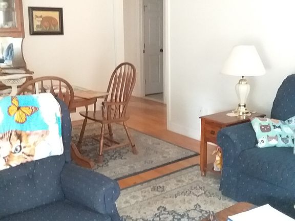 3rd image of 63 Academy Hill Road