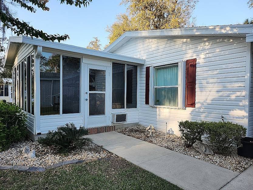 1st image of 10 Claremount Dr