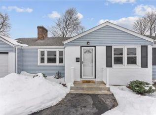 12 Canna St, Warwick, RI 02888