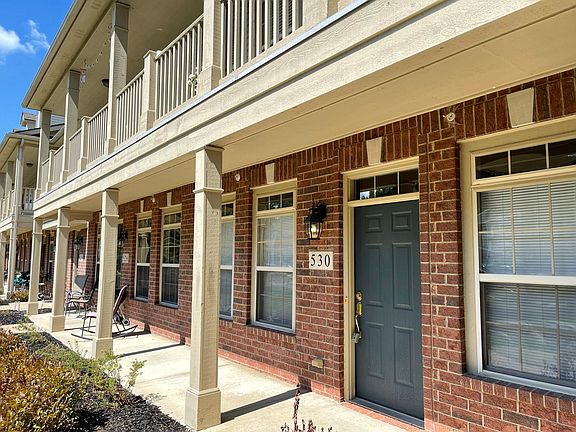 2nd image of 530 Red Oak Ct