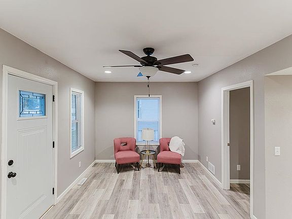 5th image of 601 S 1st St
