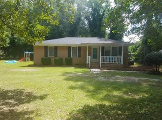 2515 Elizabeth Dr, Dalzell, SC 29040