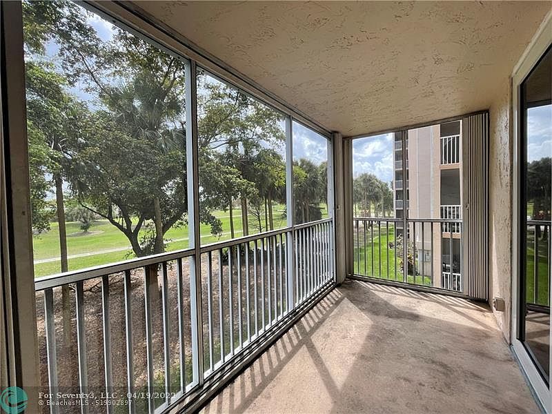 1st image of 250 Jacaranda Dr APT 304