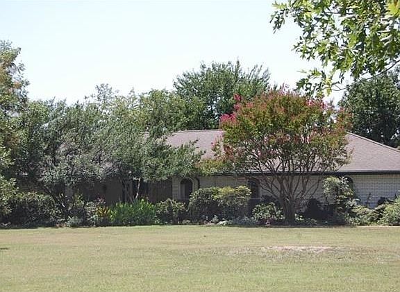 2nd image of 3824 Ranch Estates Dr